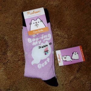 Pusheen Socks & Pin